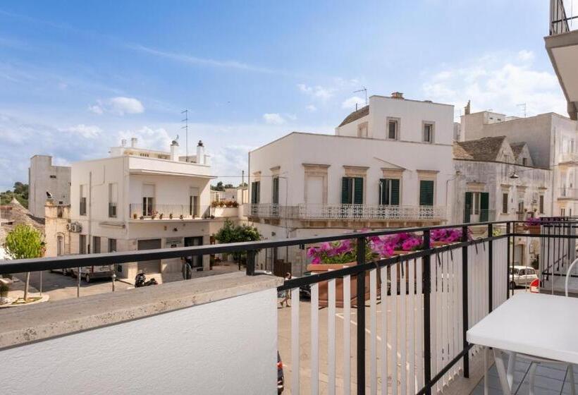 Bed and Breakfast La Finestra Sui Trulli