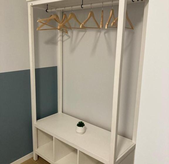 تختخواب و صبحانه La Stanzetta