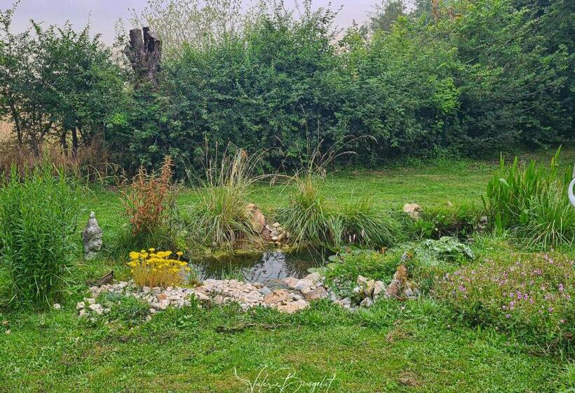 ベッドアンドブレックファースト Le Petit Pré