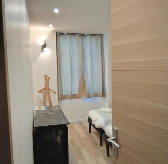 مبيت وإفطار Les 3b