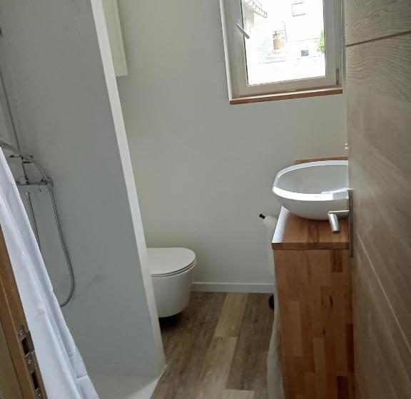 مبيت وإفطار Les 3b