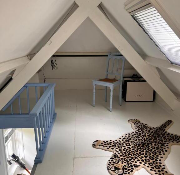 Bed and Breakfast Lingeliefde Logement Complete Studio Met Eigen Keuken En Badkamer