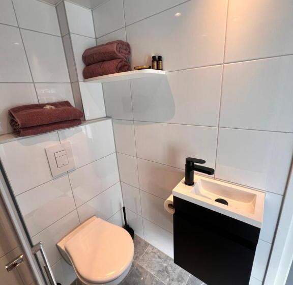 Bed and Breakfast Lingeliefde Logement Complete Studio Met Eigen Keuken En Badkamer
