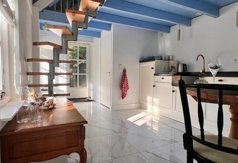 Bed and Breakfast Lingeliefde Logement Complete Studio Met Eigen Keuken En Badkamer