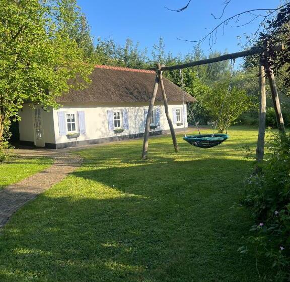 Bed and Breakfast Lingeliefde Logement Complete Studio Met Eigen Keuken En Badkamer