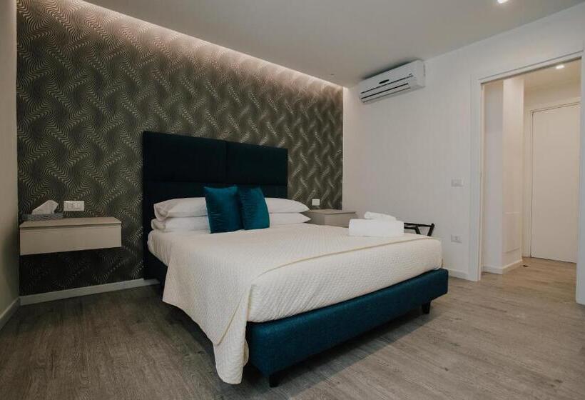 تختخواب و صبحانه Marcone Luxury Rooms   Il Giardino Di Pietra
