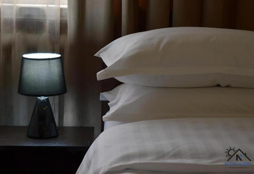 مبيت وإفطار Nikolyans Guesthouse