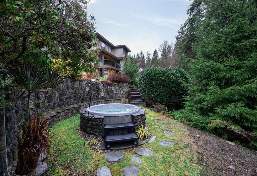 ベッドアンドブレックファースト North Vancouver Lynn Valley Two Bedrooms Suite