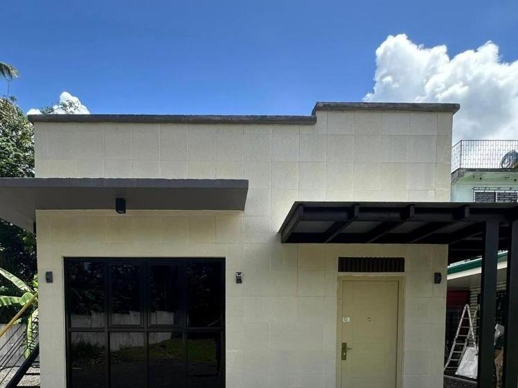 צימר Vals Farm Guesthouse