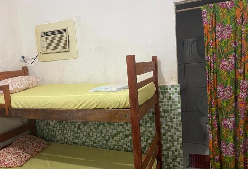 Capiba Hostel E Pousada