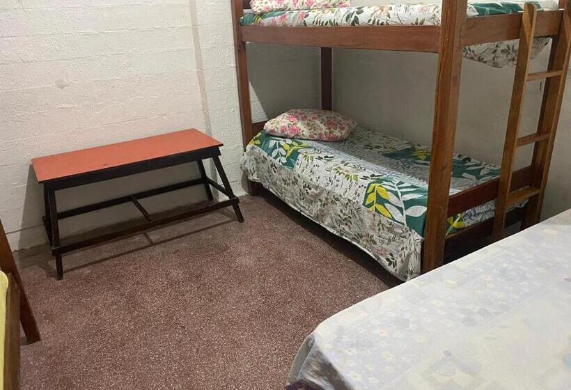 Capiba Hostel E Pousada