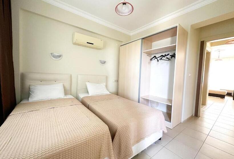 Club Deep Blue Tatil Köyü