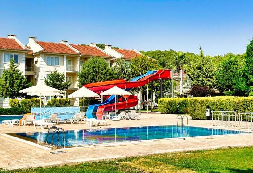 Club Deep Blue Tatil Köyü