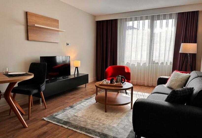 هتل Frezya Exclusively Women