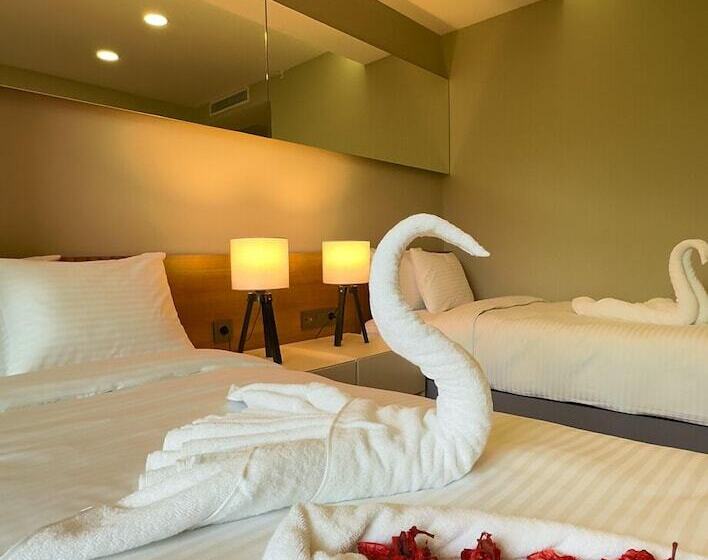 هتل Frezya Exclusively Women