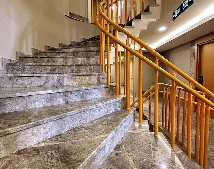 هتل Frezya Exclusively Women