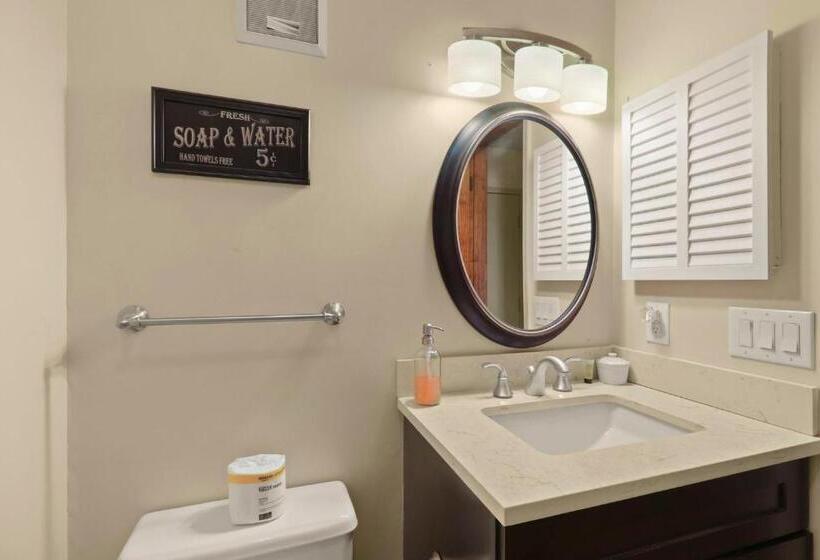 فندق 301 Pinnacle Inn Rd 1214 By Carolina Stays