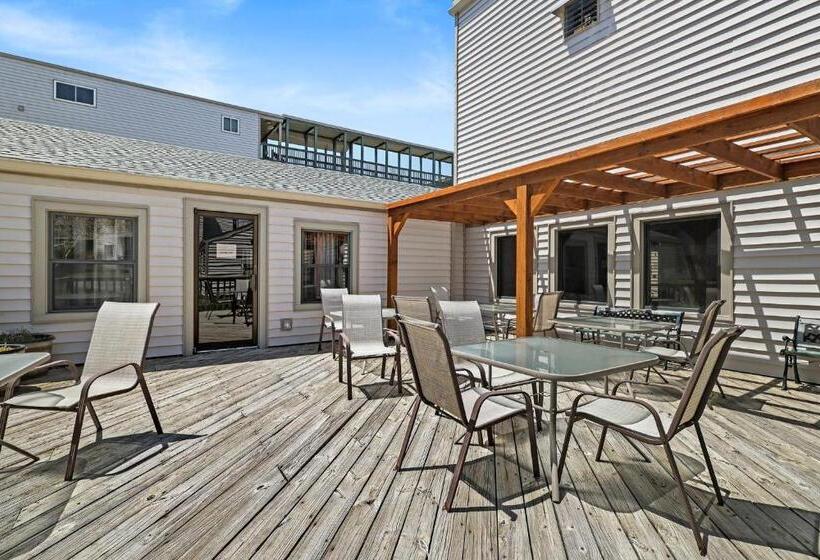 فندق 301 Pinnacle Inn Rd 1214 By Carolina Stays