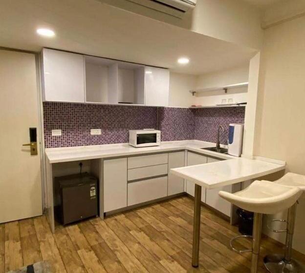 酒店 4 Star Appartment Rajhans Belliza