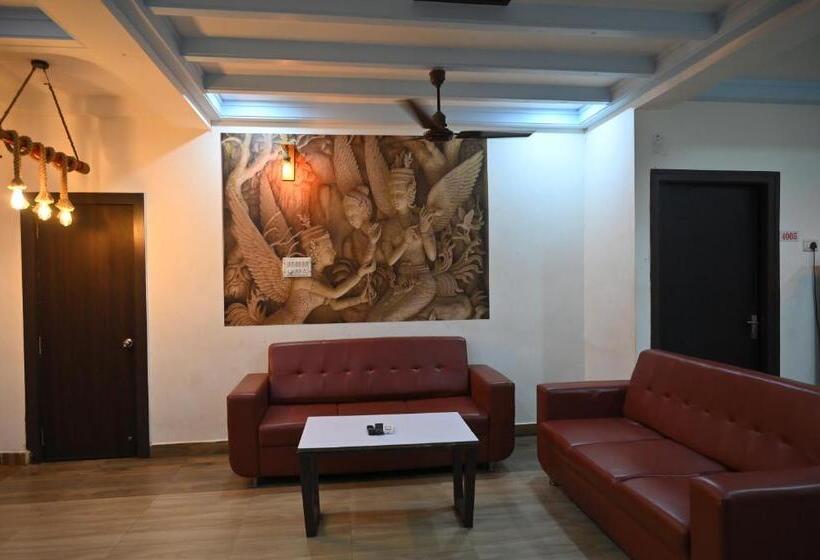 בית מלון כפרי Acy Apsara