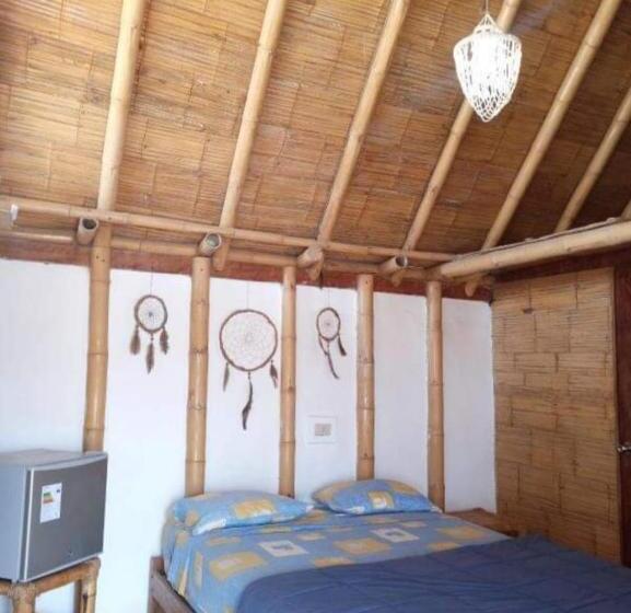 Отель Casa Del Mar Ecodelfinazul