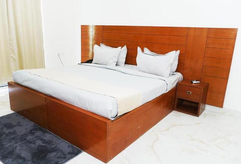 Отель Casa Resindence