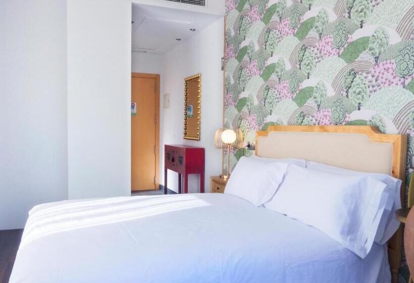 호텔 Christine Boutique