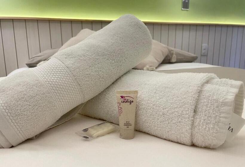 בית מלון כפרי Click