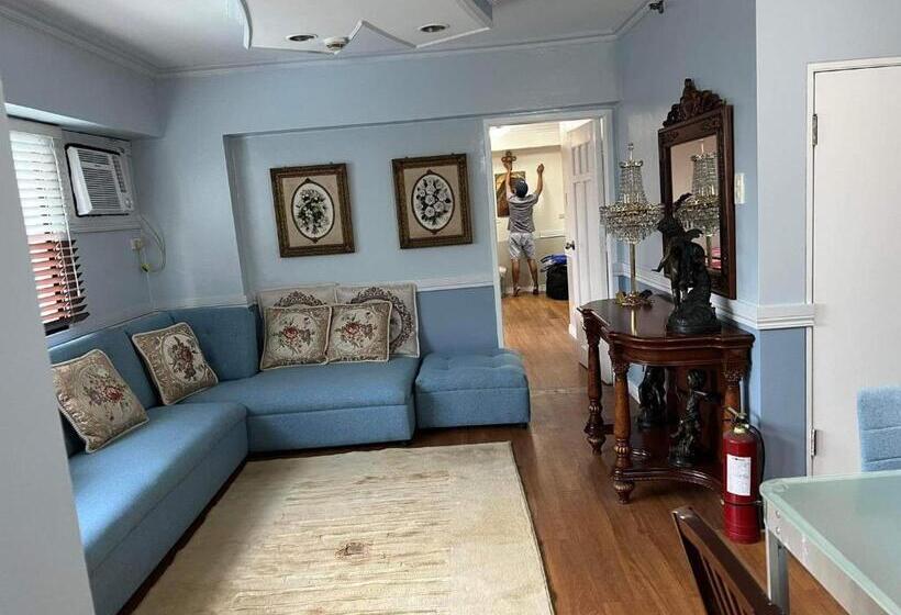 מלון כמוסות Bella Condominium