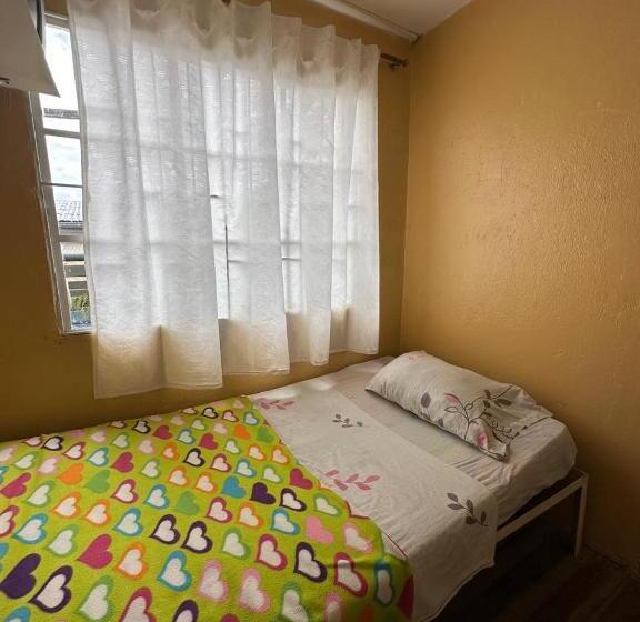 فندق El Patriarca