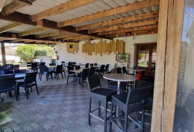 酒店 Hôtel Bar Restaurant La Marie Galante