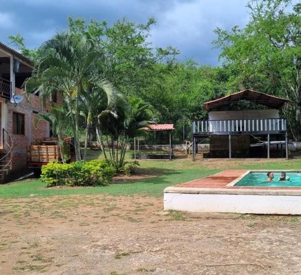 בית מלון כפרי Club Balneario La Isla Del Encanto