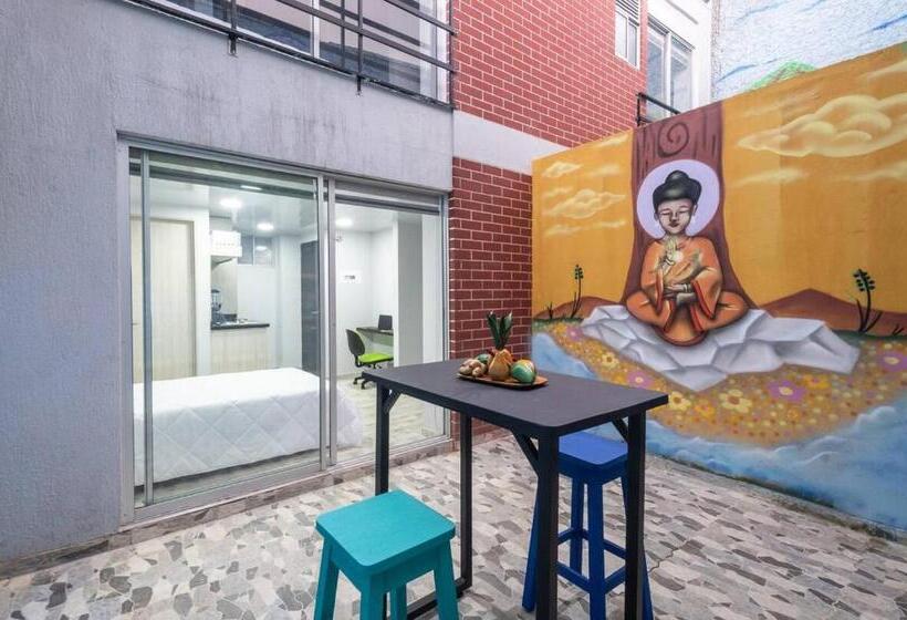 Отель Las Aguas Studios