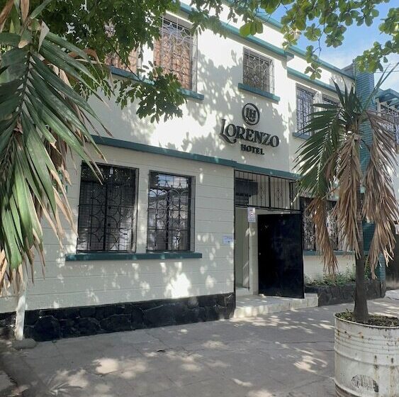 فندق Lorenzo
