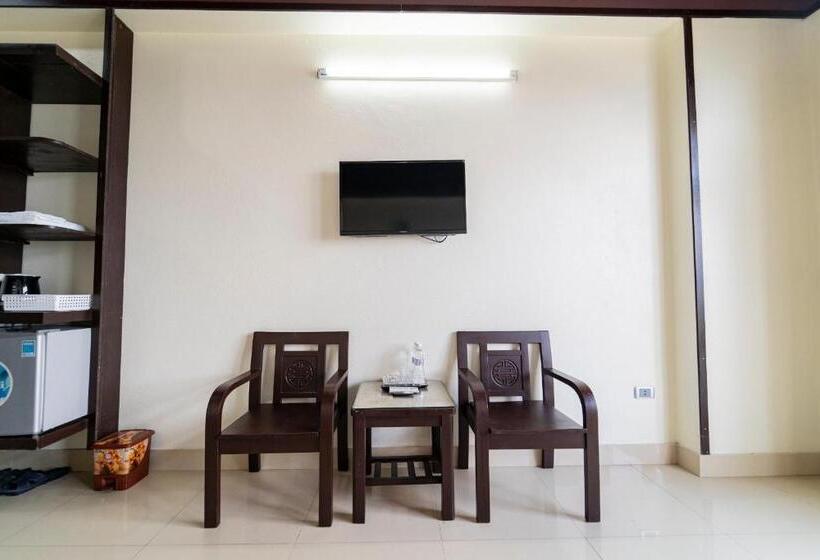 هتل Khách Sạn Nhân đức Sầm Sơn