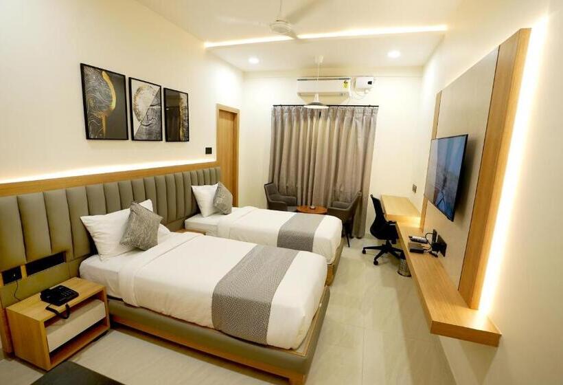 בית מלון כפרי Oak Business