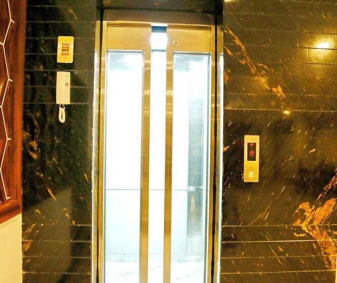 בית מלון כפרי Oak Business