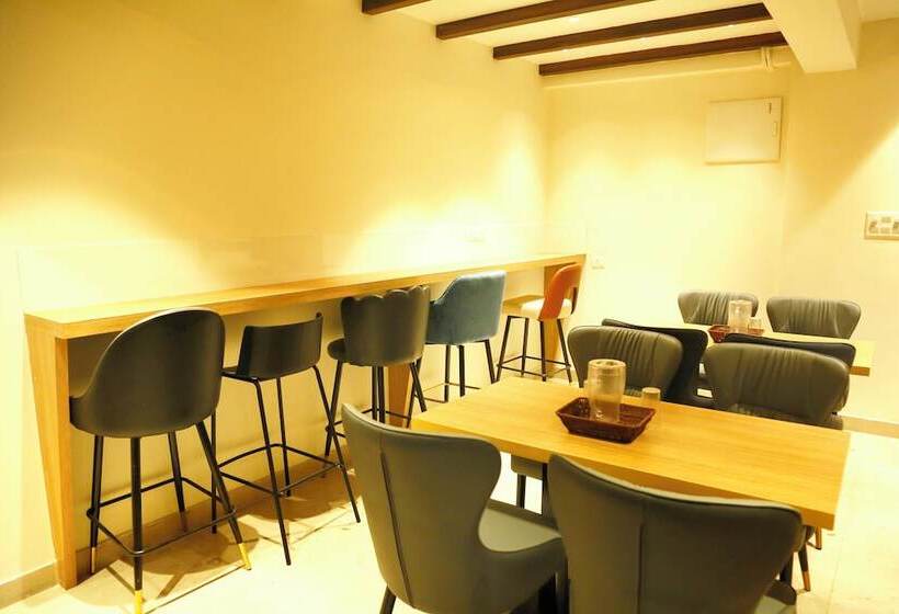 בית מלון כפרי Oak Business