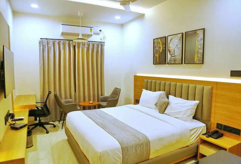 בית מלון כפרי Oak Business