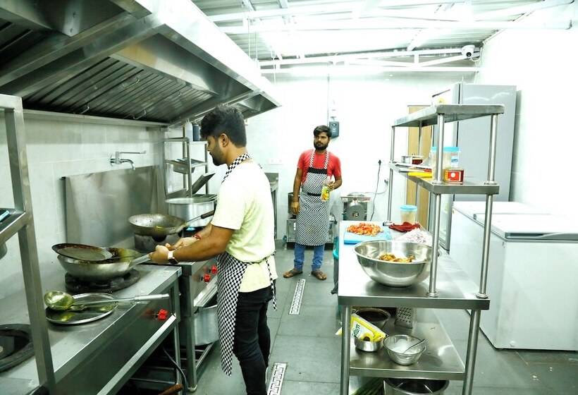 בית מלון כפרי Oak Business