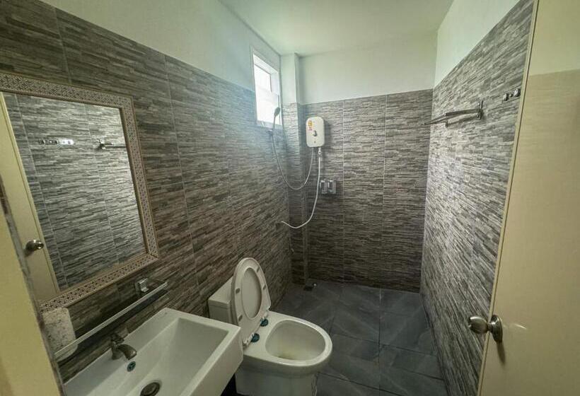 ホテル Toraneethai Homestay Amphawa