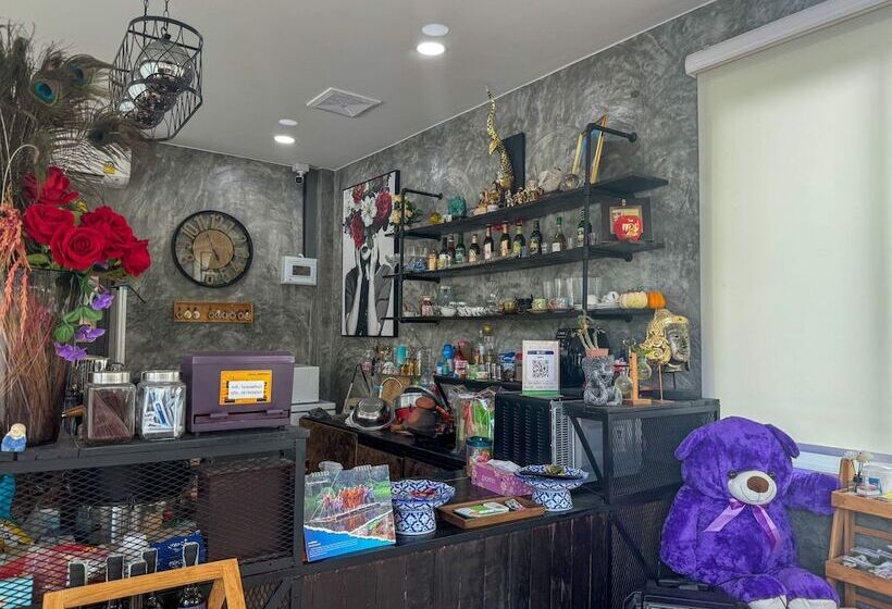 ホテル Toraneethai Homestay Amphawa