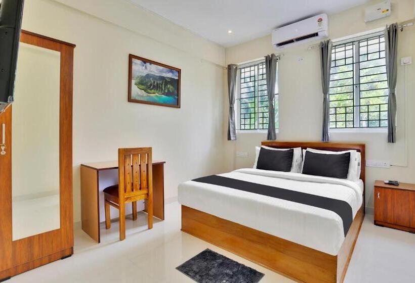 Отель Super Collection O Lefort Luxe By Poptavern