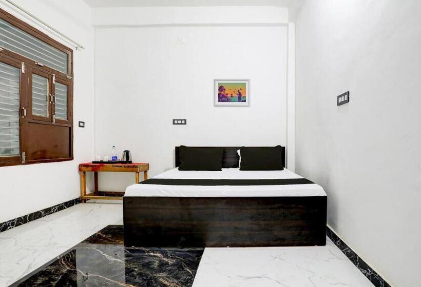 호텔 Oyo Muchhad 75