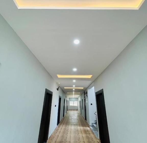 فندق Padmakar Kashi