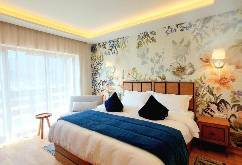 בית מלון כפרי Pensiunea Leonida   Resort Leonida