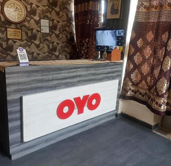 Отель Platinum Inn