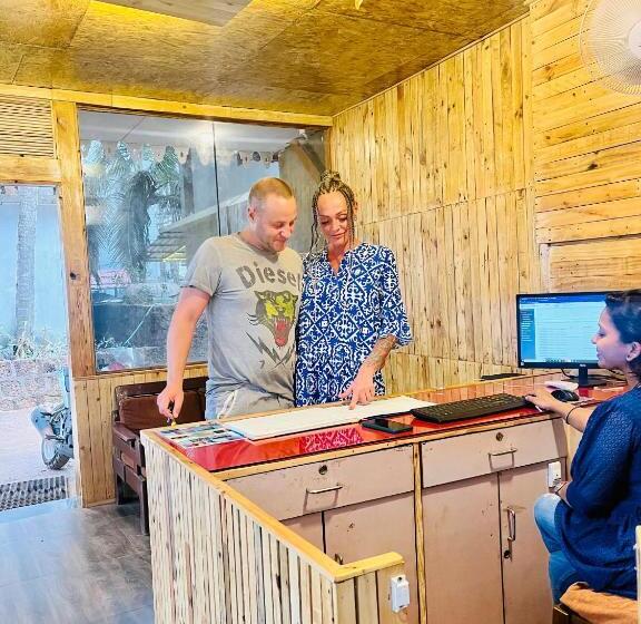 Hotelli Pleasure Inn Near Turtle Beach Morjim Manage By Ld Group Of Hospitality