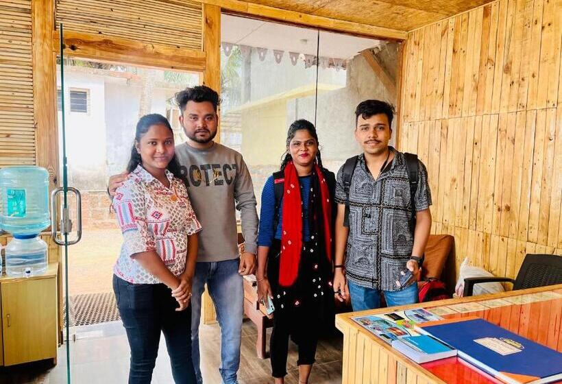 Hotelli Pleasure Inn Near Turtle Beach Morjim Manage By Ld Group Of Hospitality