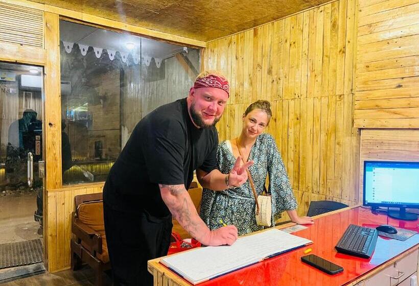 Hotelli Pleasure Inn Near Turtle Beach Morjim Manage By Ld Group Of Hospitality